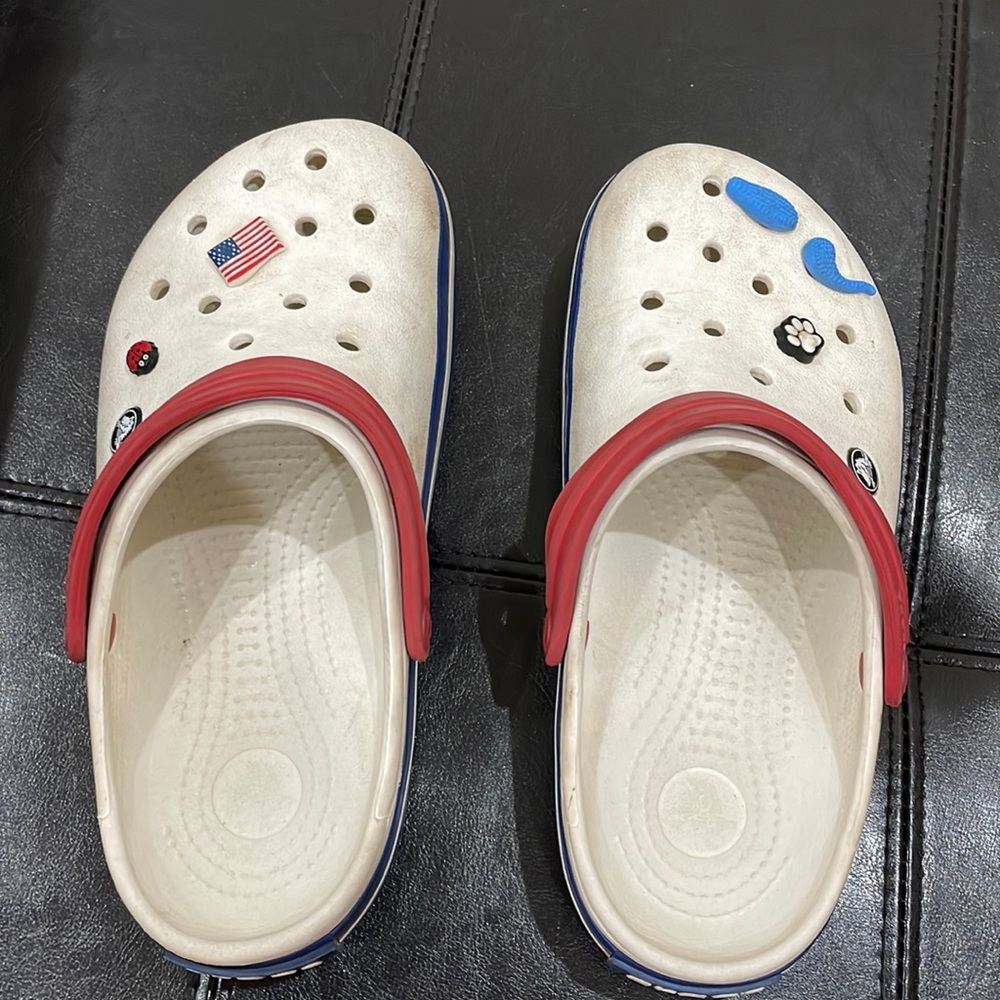 Crocs